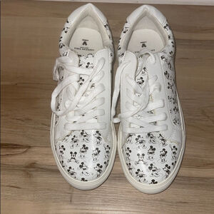 Disney x American Eagle Mickey Mouse Sneakers - White Canvas - Size 7
